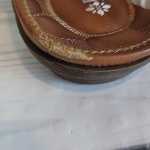 Patrizia By Spring Step Cream Floral Sandals Womens Size 9.5/10 (40) - Picture 8 of 12